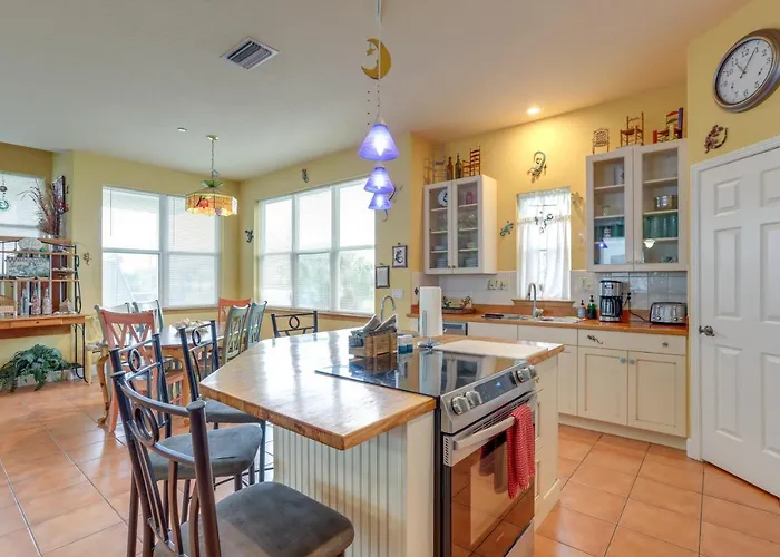 350 Ft To Beach! 'lizard Lair' In Indian Rocks *